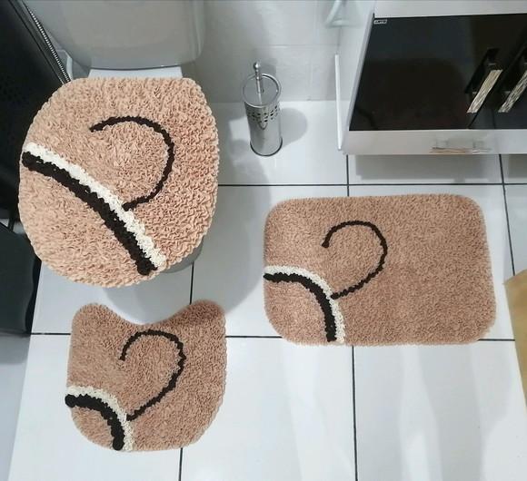 Tapetes Frufru Banheiro Bege Antiderrapante