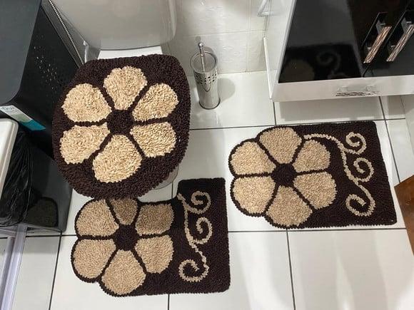 Tapetes Frufru Banheiro Flor Bege Antiderrapante