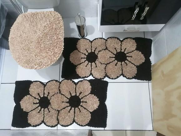 Tapetes Frufru Banheiro Flor Bege Antiderrapante