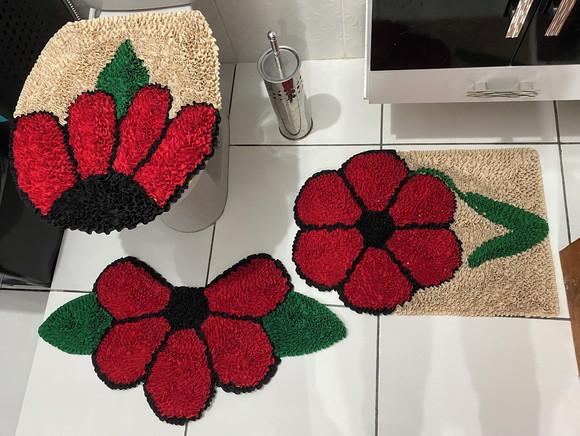 Tapetes Frufru Banheiro Flor Vermelha Antiderrapante