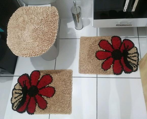 Tapetes Frufru Banheiro Flor Vermelha Antiderrapante