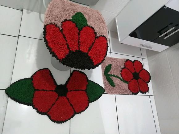 Tapetes Frufru Banheiro Flor Vermelha Antiderrapante