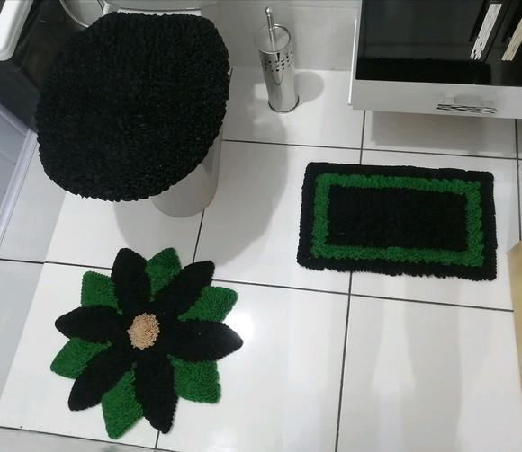 Tapetes Frufru Banheiro Verde/Preto Antiderrapante
