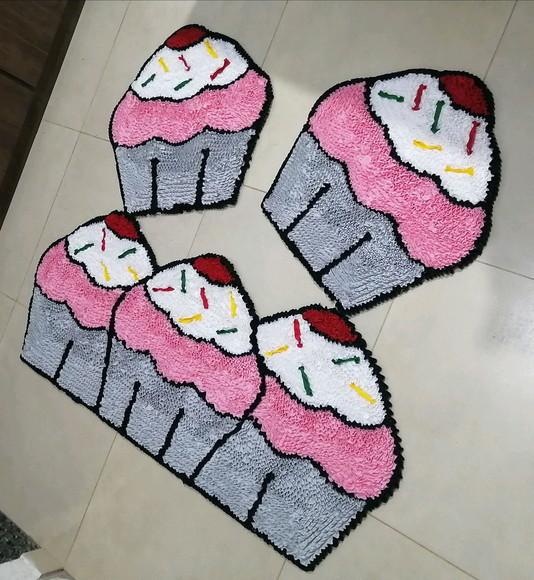 Tapetes Frufru Cupcake Rosa Claro com Cinza Antiderrapante
