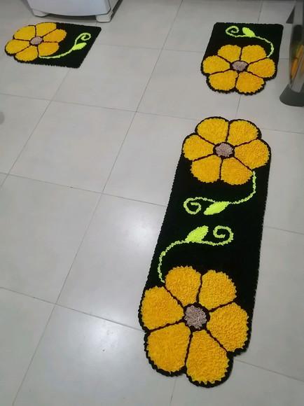 Tapetes Frufru Flor Amarela Antiderrapante