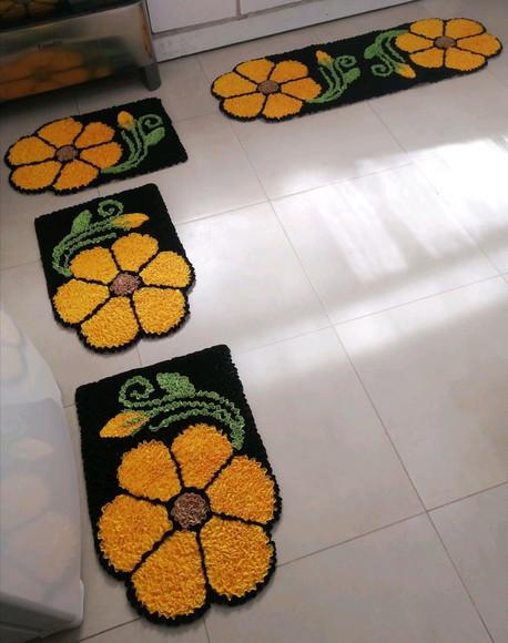 Tapetes Frufru Flor Amarela Antiderrapante