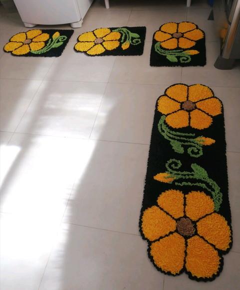 Tapetes Frufru Flor Amarela Antiderrapante