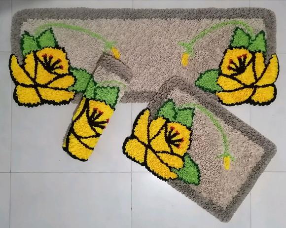 Tapetes Frufru Flor Amarela Antiderrapante