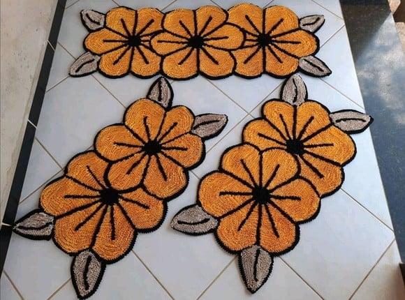 Tapetes Frufru Flor Amarela Antiderrapante