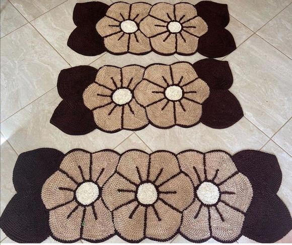 Tapetes Frufru Flor Bege 1m80cm Antiderrapante
