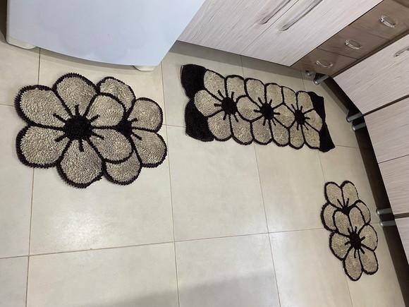 Tapetes Frufru Flor Bege Antiderrapante