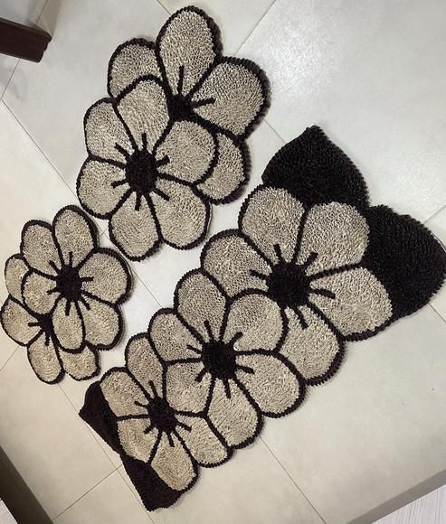 Tapetes Frufru Flor Bege Antiderrapante