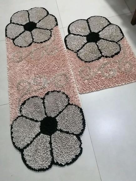 Tapetes Frufru Flor Bege Antiderrapante