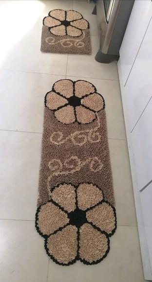 Tapetes Frufru Flor Bege Antiderrapante
