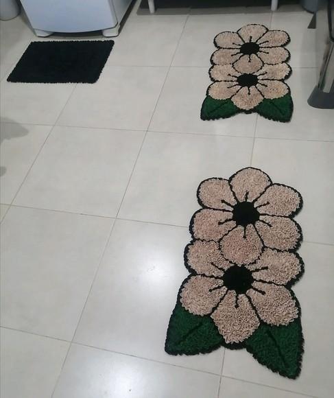 Tapetes Frufru Flor Bege Antiderrapante
