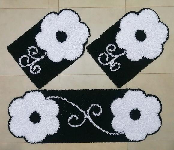 Tapetes Frufru Flor Branca Antiderrapante