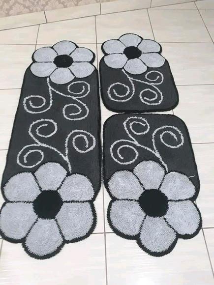 Tapetes Frufru Flor Cinza e Grafite 1m20cm Antiderrapante
