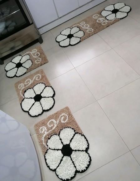 Tapetes Frufru Flor Creme Antiderrapante