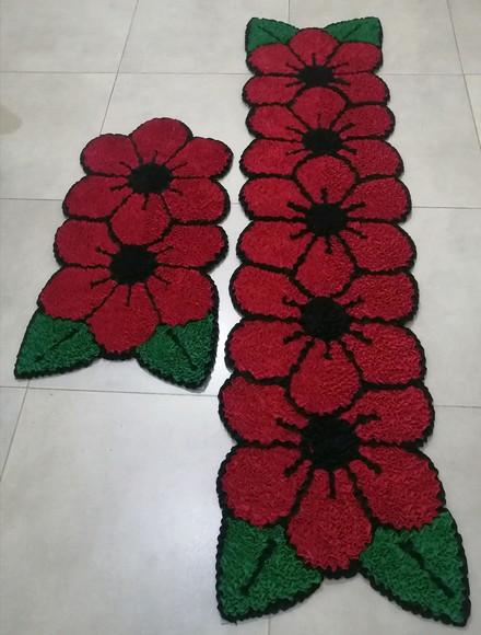 Tapetes Frufru Flor Vermelha 1m80cm Antiderrapante
