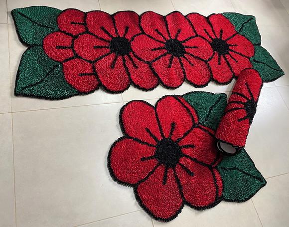 Tapetes Frufru Flor Vermelha 1m80cm x 60cm, Peq. 80cmx60cm.