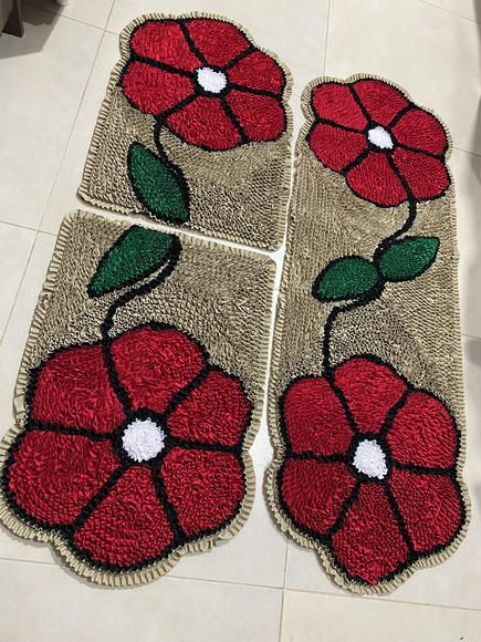 Tapetes Frufru Flor Vermelha Antiderrapante