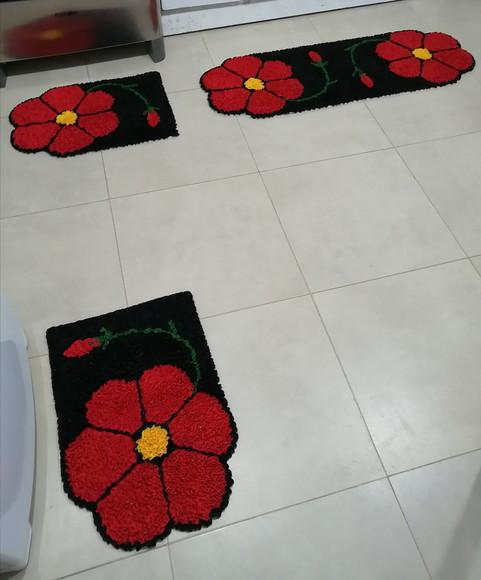 Tapetes Frufru Flor Vermelha Antiderrapante