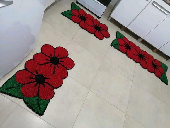 Tapetes Frufru Flor Vermelha Antiderrapante