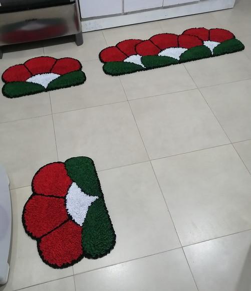 Tapetes Frufru Flor Vermelha Antiderrapante