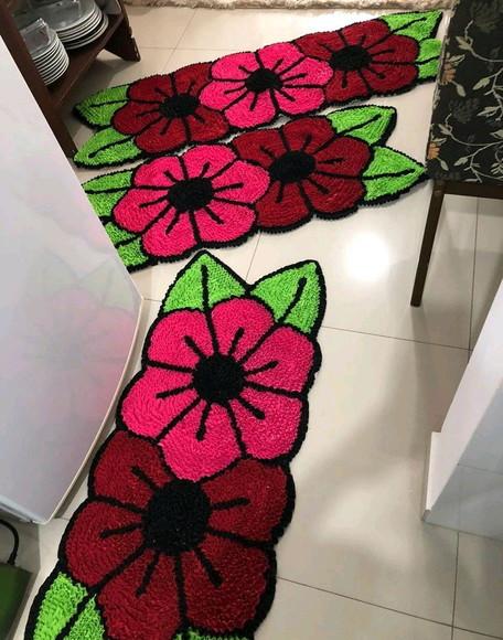 Tapetes Frufru Flor Vermelha e Rosa Antiderrapante