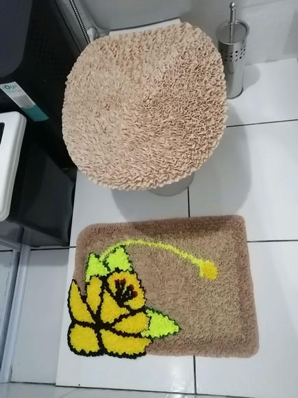 Tapetes Frufru Lavabo Flor Amarela Antiderrapante