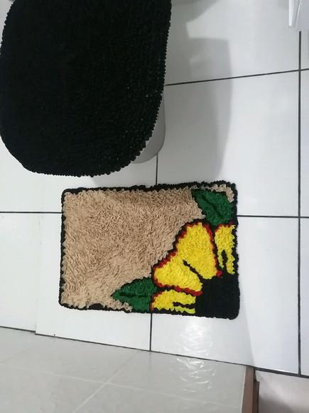 Tapetes Frufru Lavabo Flor Amarela Antiderrapante