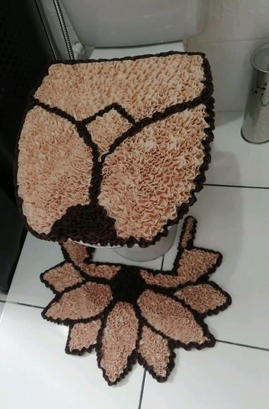 Tapetes Frufru Lavabo Flor Bege Antiderrapante