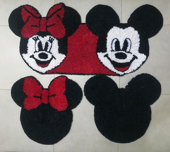 Tapetes Frufru Mickey e Minnie 1m20cmantiderrapante