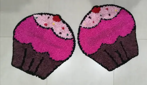 2 Cupcakes Rosa em Frufru Antiderrapante