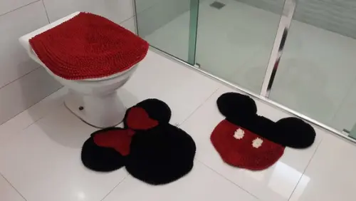 2 Jogos deTapetes Frufru Minnie e Mickey Antiderrapante