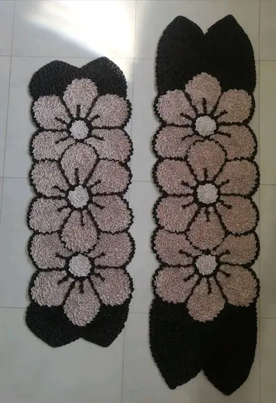 2 Passadeiras Frufru Flor Bege 1m60cm/1m20cm Antiderrapante