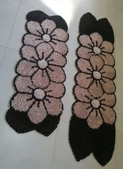 2 Passadeiras Frufru Flor Bege 1m60cm/1m20cm Antiderrapante