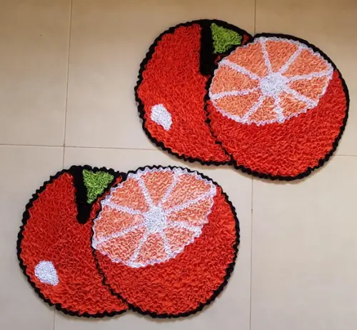 2 Tapetes de Laranja em Frufru Antiderrapante