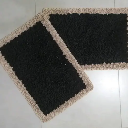 2 Tapetes Frufru Bege e Marrom 80cm x 40cm Antiderrapante