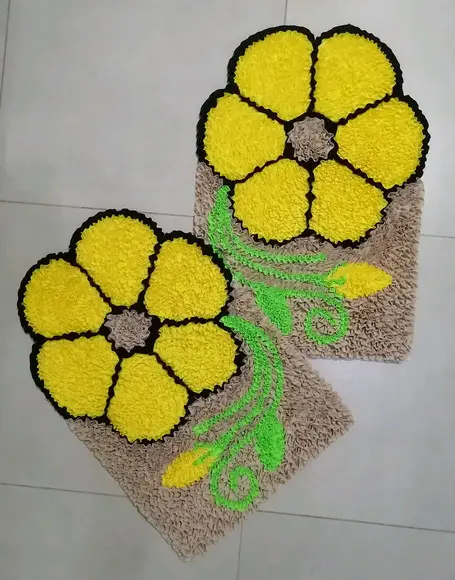 2 Tapetes Frufru Flor Amarela Antiderrapante