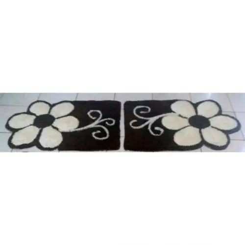 2 Tapetes Frufru Flor Branca Antiderrapante