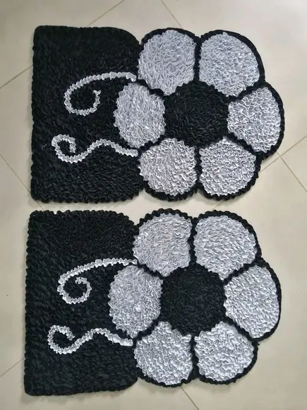 2 Tapetes Frufru Flor Cinza Antiderrapante