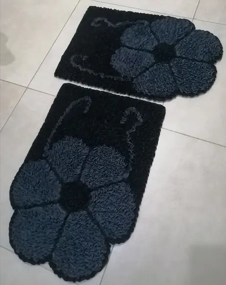 2 Tapetes Frufru Flor Grafite Antiderrapante