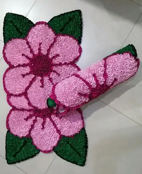 2 Tapetes Frufru Flor Rosa Claro Antiderrapante