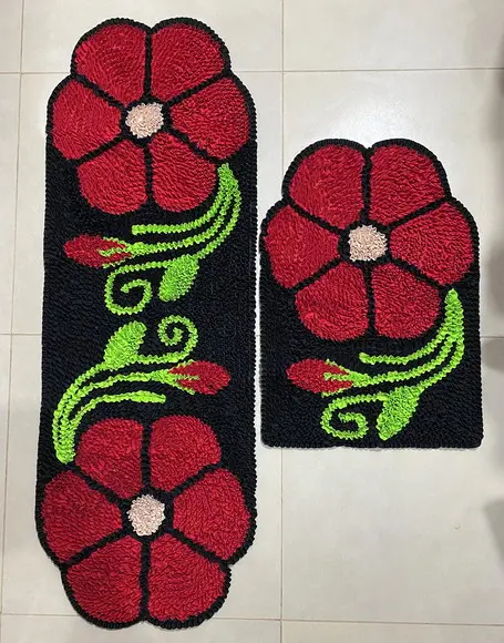 2 Tapetes Frufru Flor Vermelha 1m20cm Antiderrapante