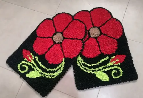 2 Tapetes Frufru Flor Vermelha Antiderrapante