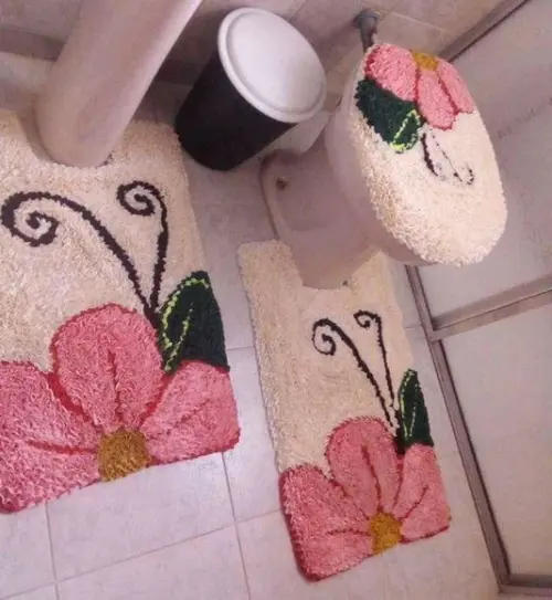 Jogo de Banheiro de Flor Rosa Frufru Antiderrapante