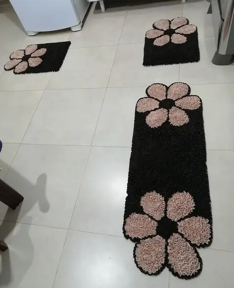 Jogo de Cozinha Flor Bege Frufru Antiderrapante