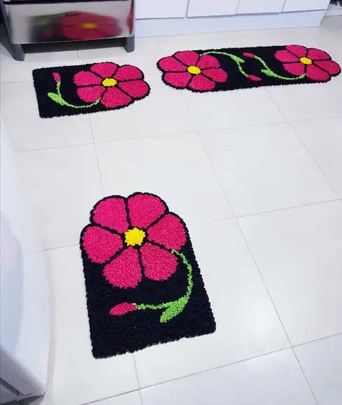 Jogo de Cozinha Flor Rosa em Frufru Antiderrapante
