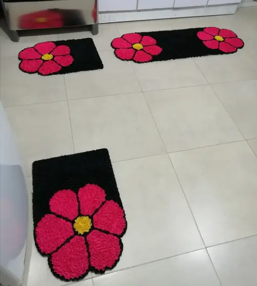 Jogo de Cozinha Flor Rosa em Frufru Antiderrapante